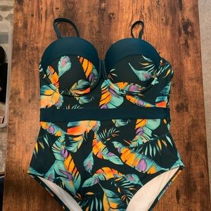Cupshe One Piece Tropical Leaf Print Swimsuit